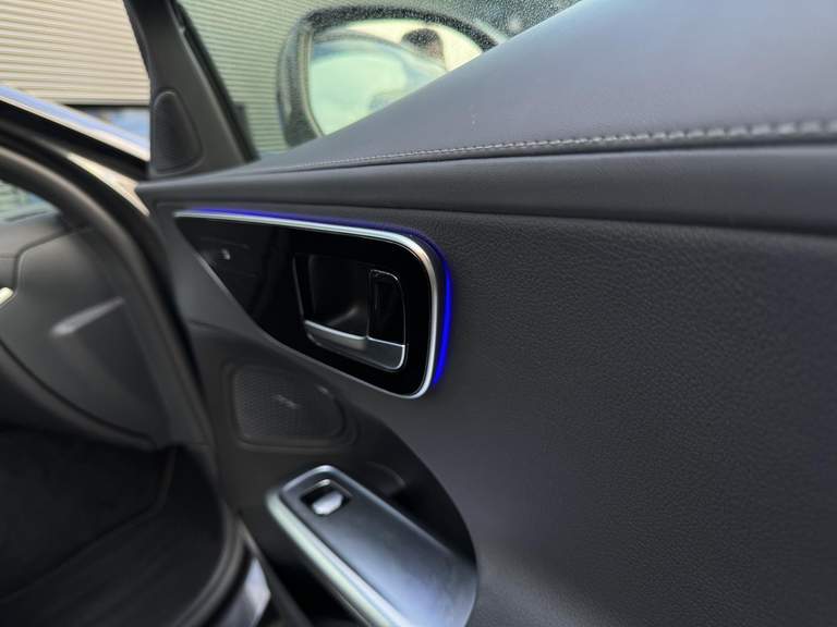 Mercedes-Benz Mercedes-Benz