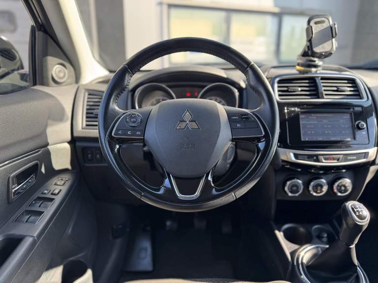 Mitsubishi Mitsubishi