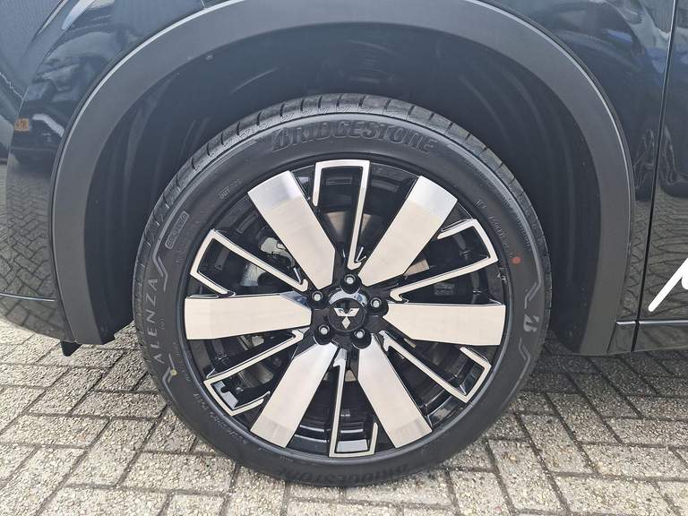 Mitsubishi Mitsubishi