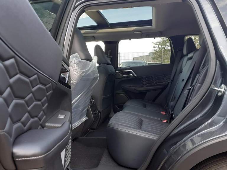 Mitsubishi Mitsubishi