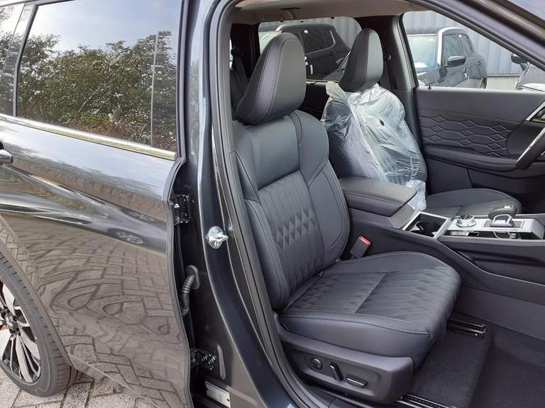 Mitsubishi Mitsubishi