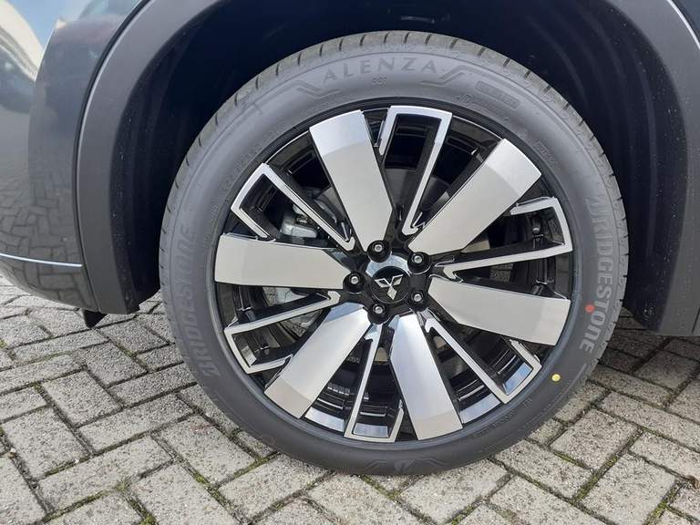 Mitsubishi Mitsubishi