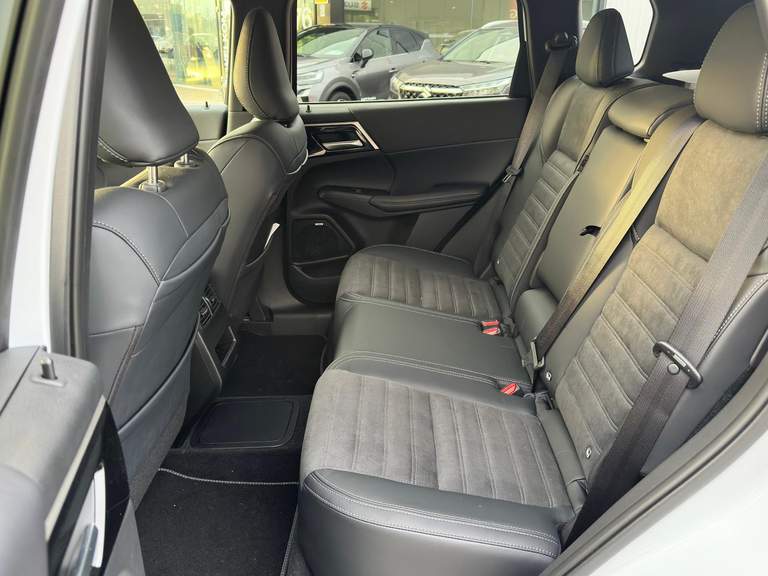 Mitsubishi Mitsubishi