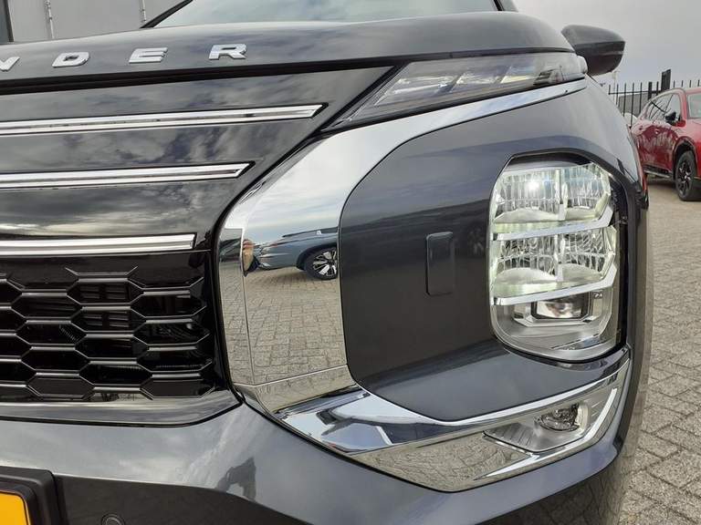 Mitsubishi Mitsubishi