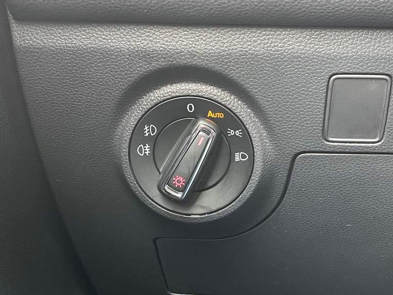 SEAT SEAT