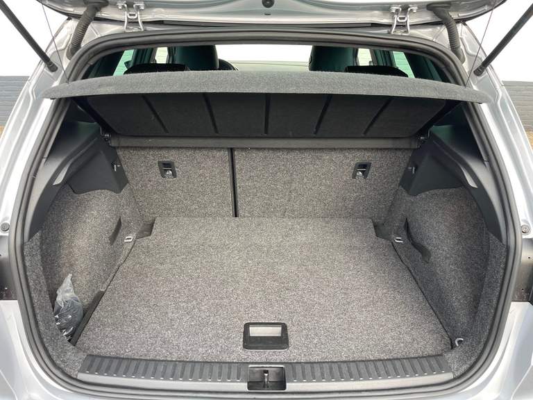 SEAT SEAT
