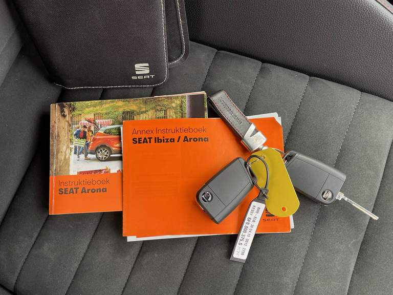 SEAT SEAT