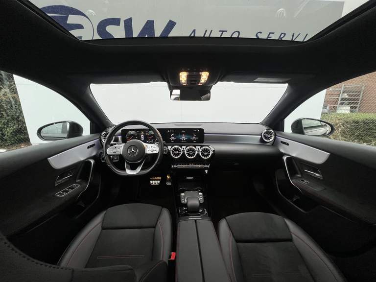 Mercedes-Benz Mercedes-Benz