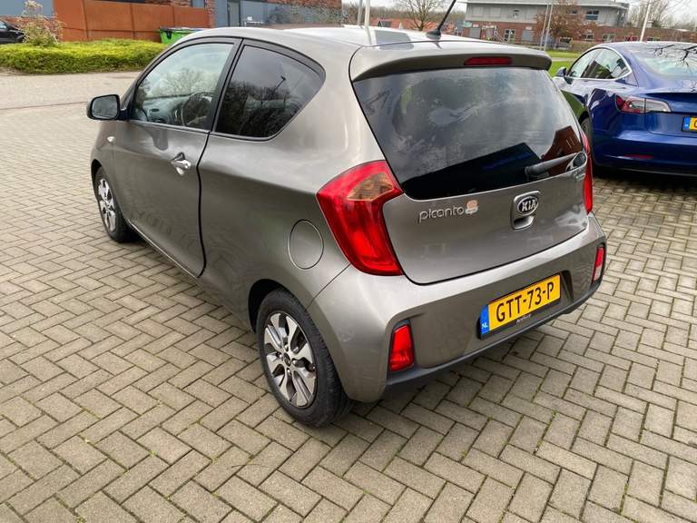 Kia