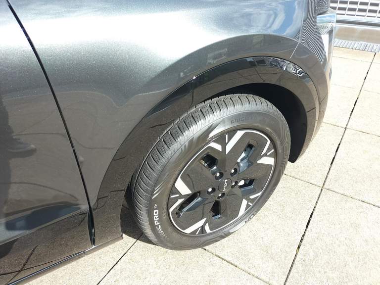 Kia Kia