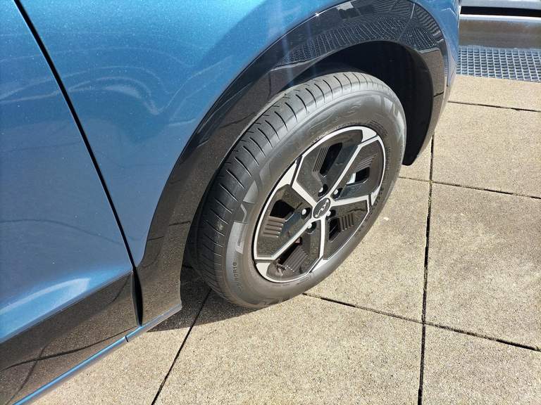 Kia Kia