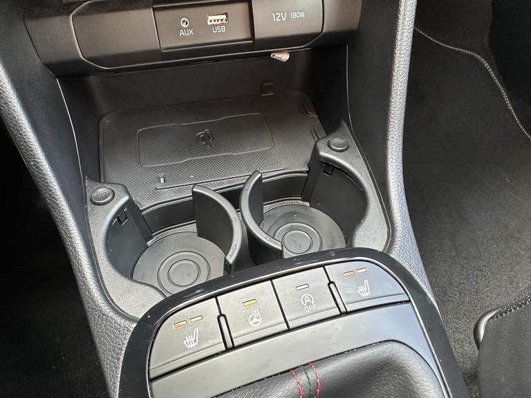 Kia Kia