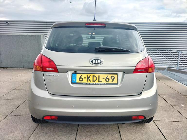 Kia Kia