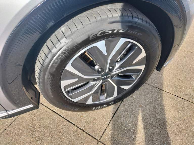 Kia Kia