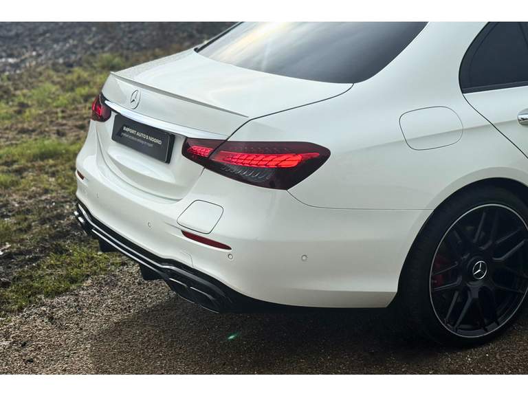 Mercedes-Benz Mercedes-Benz