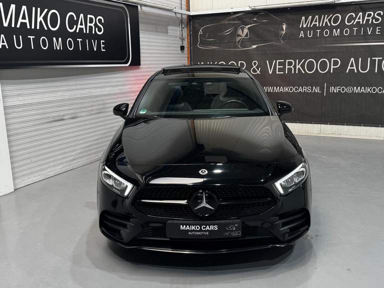 Mercedes-Benz Mercedes-Benz