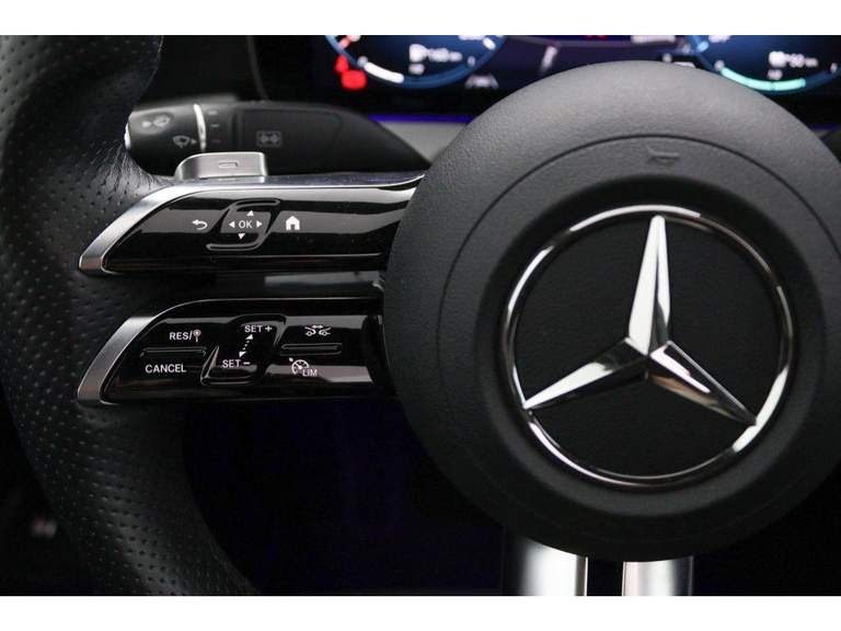 Mercedes-Benz Mercedes-Benz