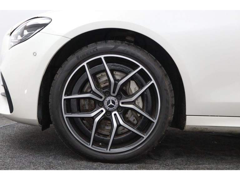 Mercedes-Benz Mercedes-Benz