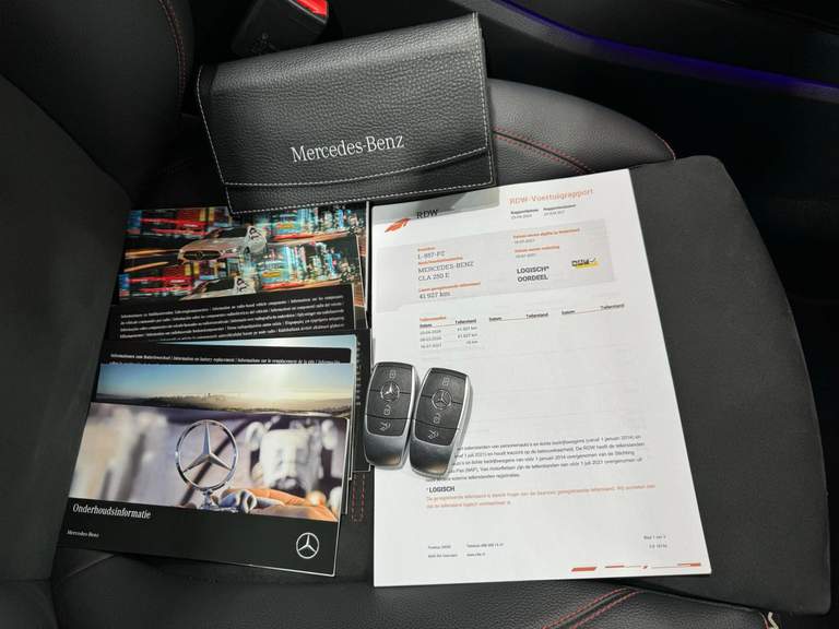 Mercedes-Benz Mercedes-Benz