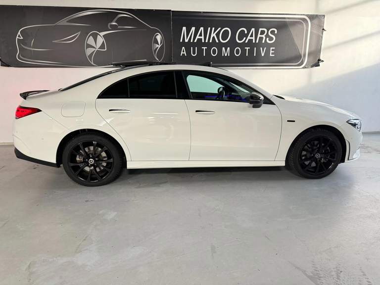 Mercedes-Benz Mercedes-Benz