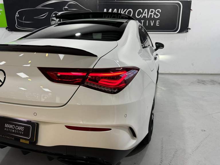 Mercedes-Benz Mercedes-Benz