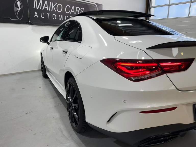 Mercedes-Benz Mercedes-Benz