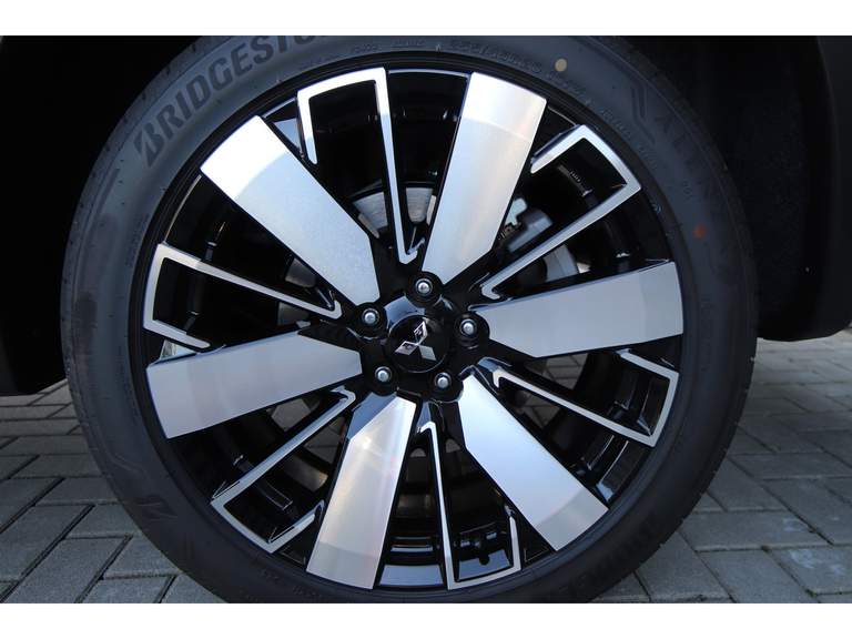 Mitsubishi Mitsubishi