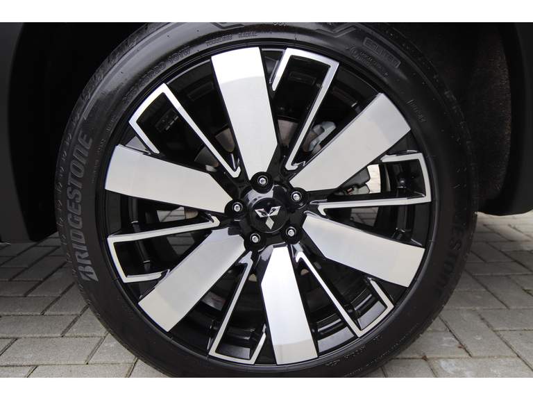 Mitsubishi Mitsubishi