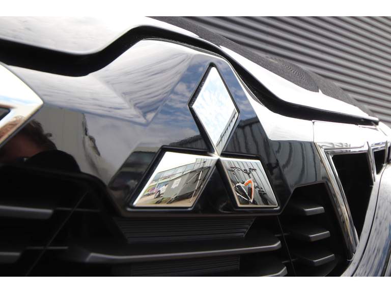 Mitsubishi Mitsubishi