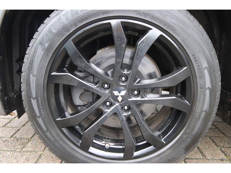 Mitsubishi Mitsubishi