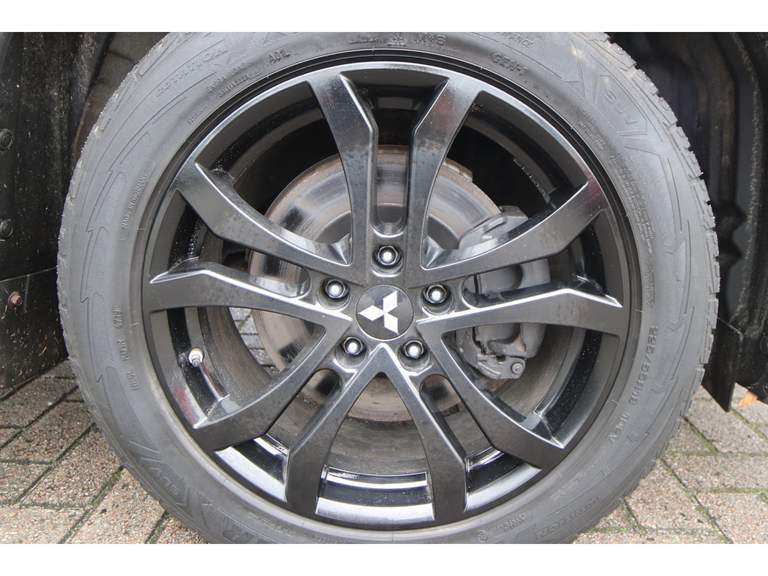 Mitsubishi Mitsubishi