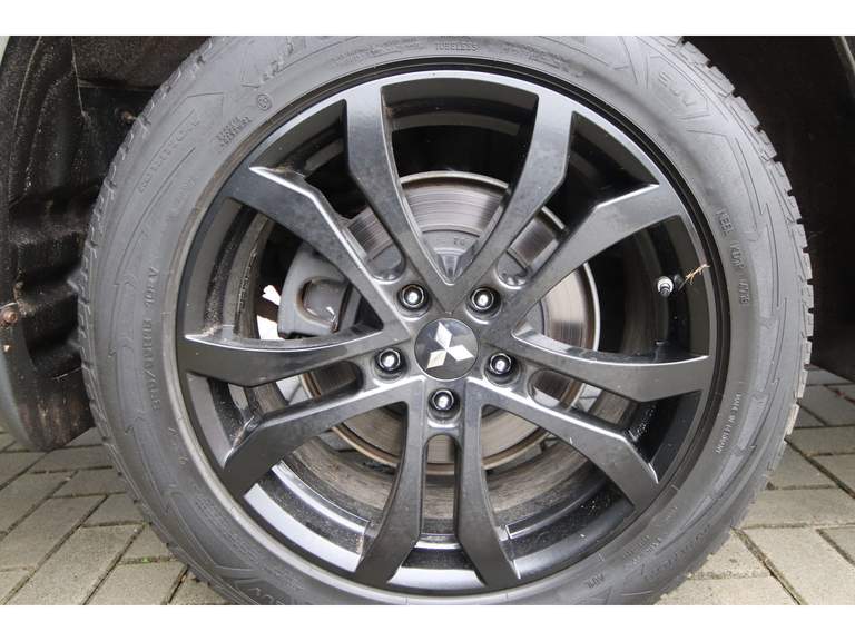 Mitsubishi Mitsubishi