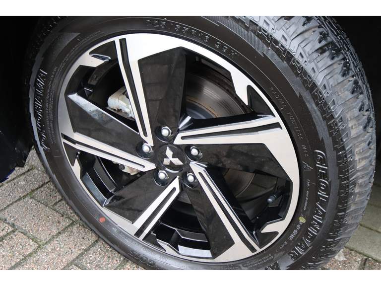 Mitsubishi Mitsubishi