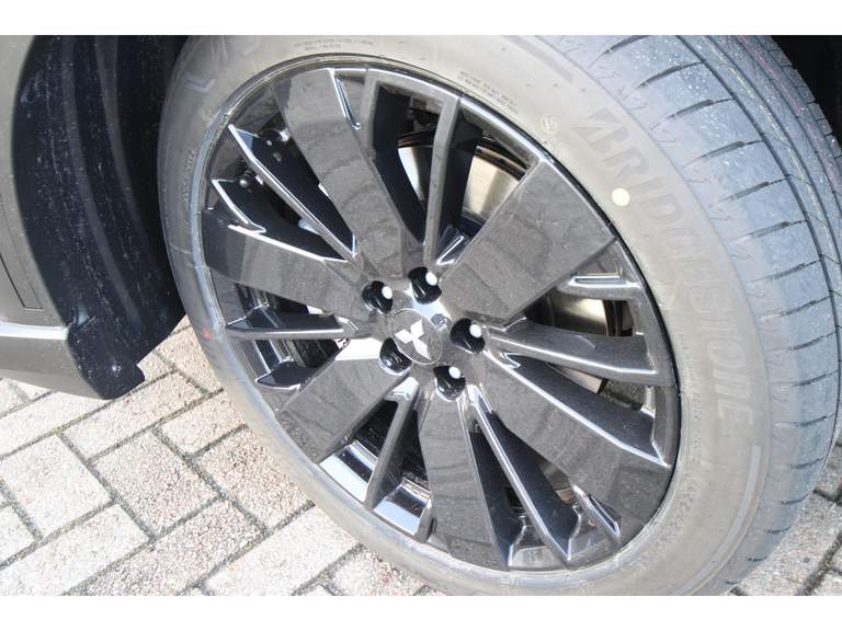 Mitsubishi Mitsubishi