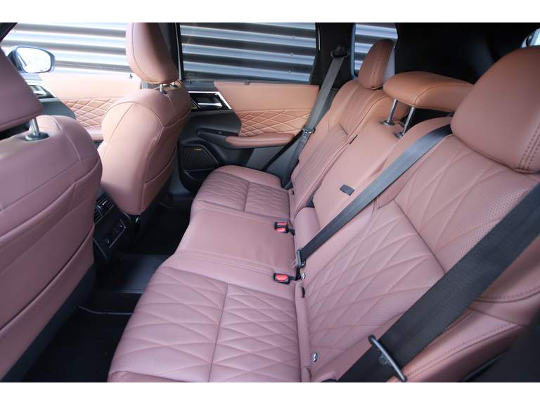 Mitsubishi Mitsubishi