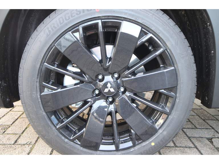 Mitsubishi Mitsubishi