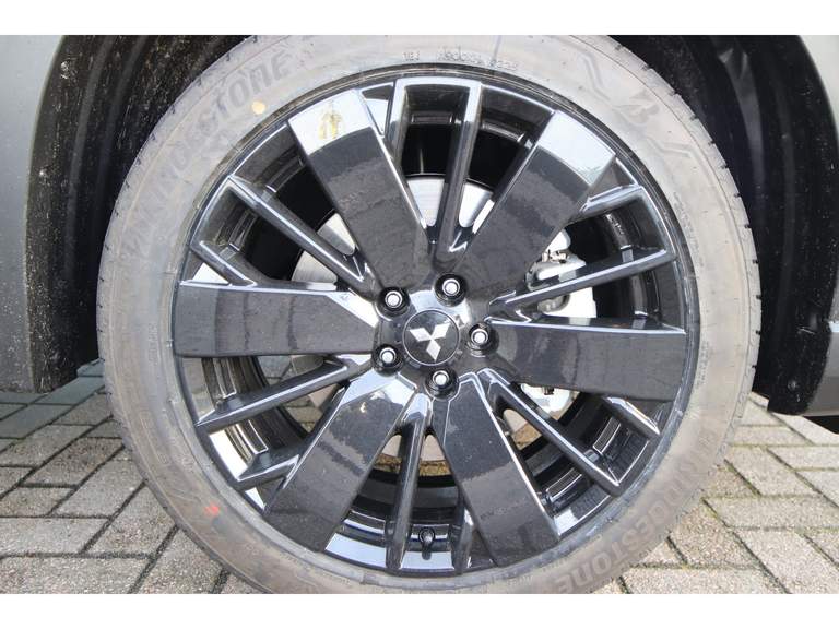 Mitsubishi Mitsubishi