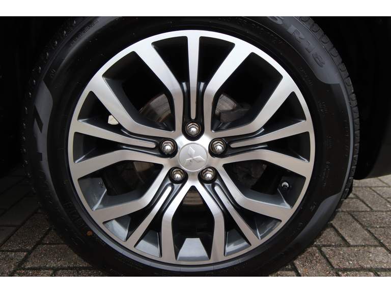 Mitsubishi Mitsubishi