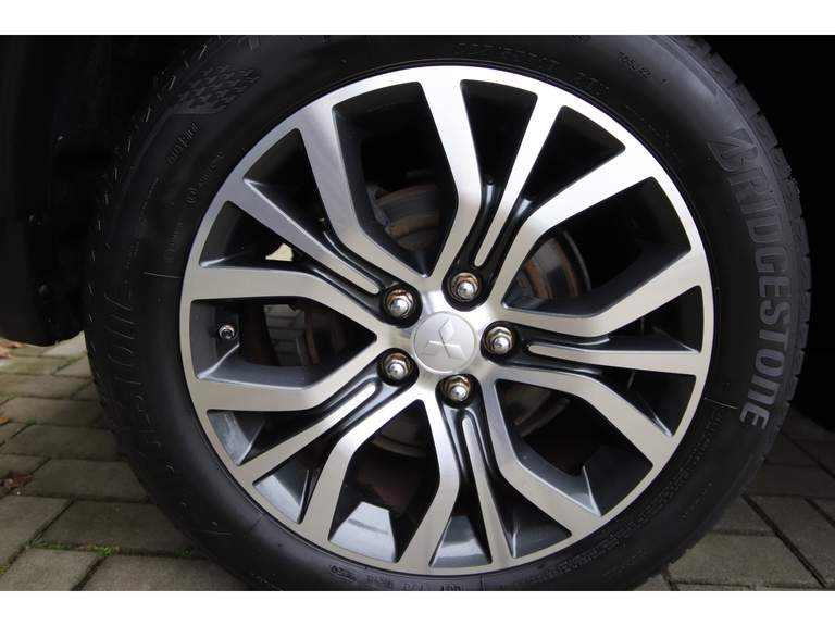 Mitsubishi Mitsubishi