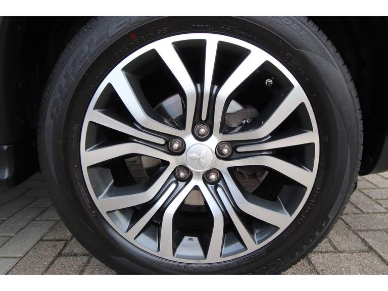 Mitsubishi Mitsubishi