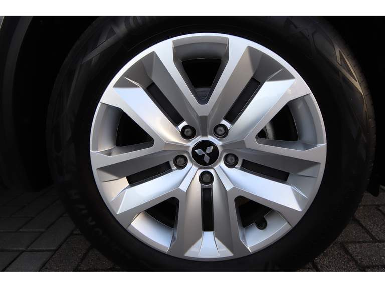 Mitsubishi Mitsubishi