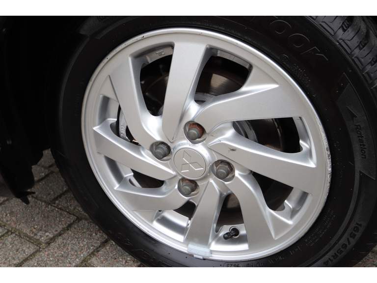 Mitsubishi Mitsubishi