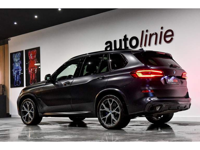 BMW BMW