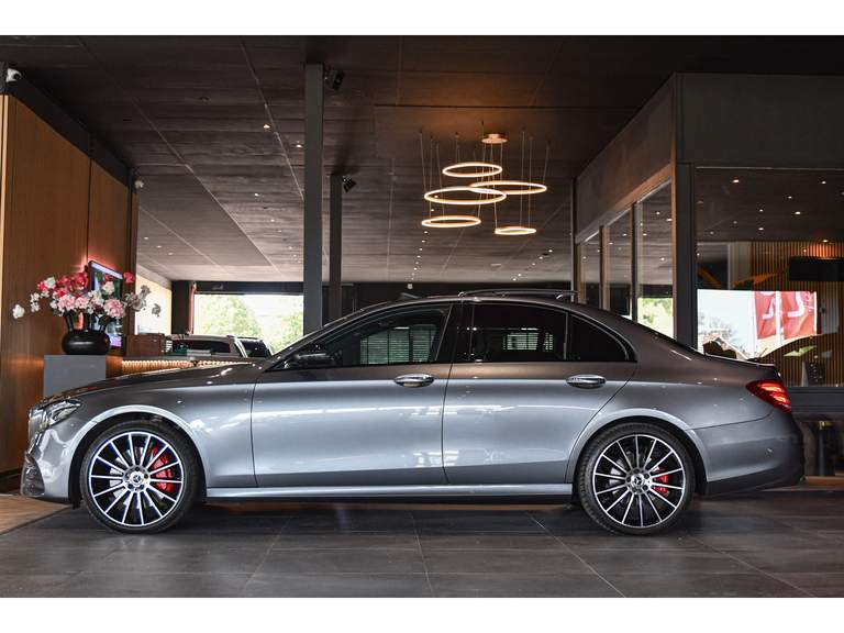 Mercedes-Benz Mercedes-Benz