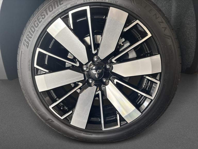 Mitsubishi Mitsubishi