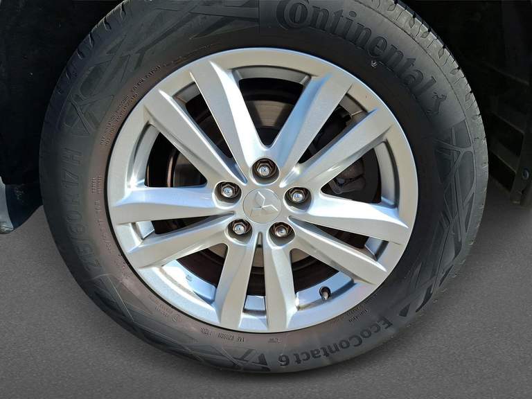 Mitsubishi Mitsubishi