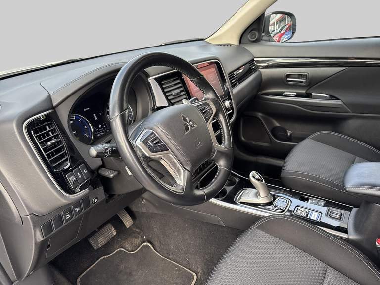 Mitsubishi Mitsubishi