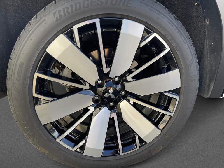 Mitsubishi Mitsubishi