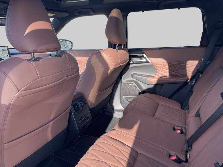 Mitsubishi Mitsubishi