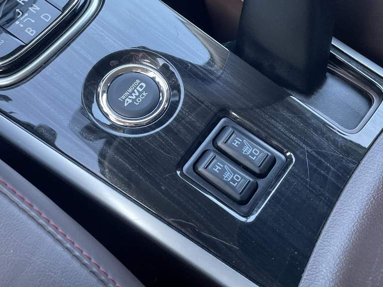 Mitsubishi Mitsubishi